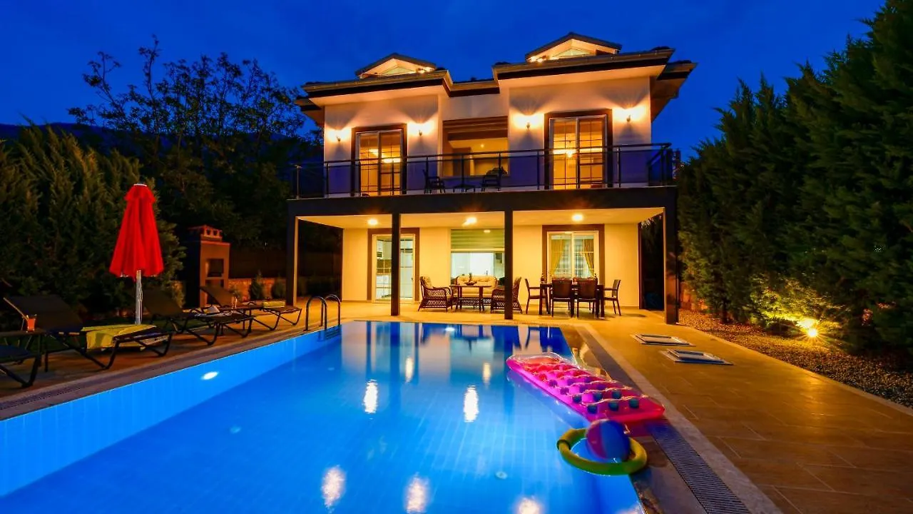 Blue - 4 Bedroom Holiday Villa In Hisaroenue Oludeniz 0*,