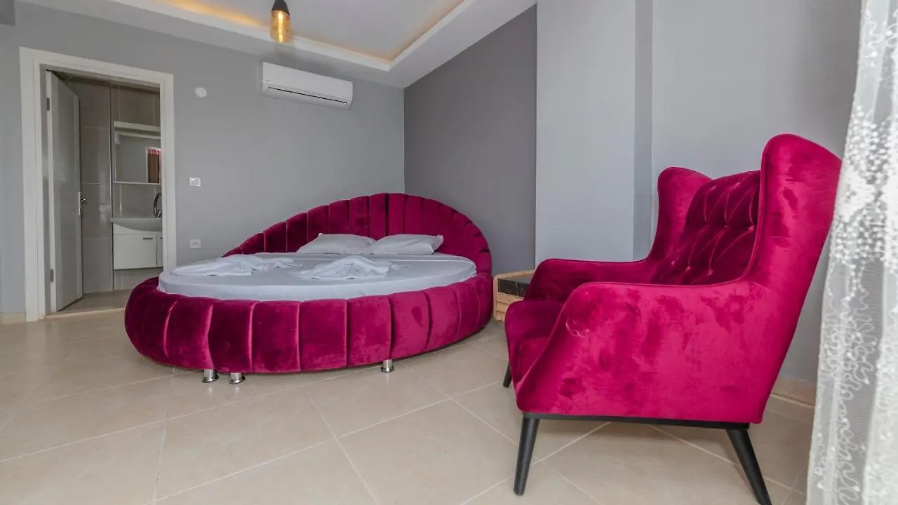 Blue - 4 Bedroom Holiday Villa In Hisaroenue Oludeniz Turecko