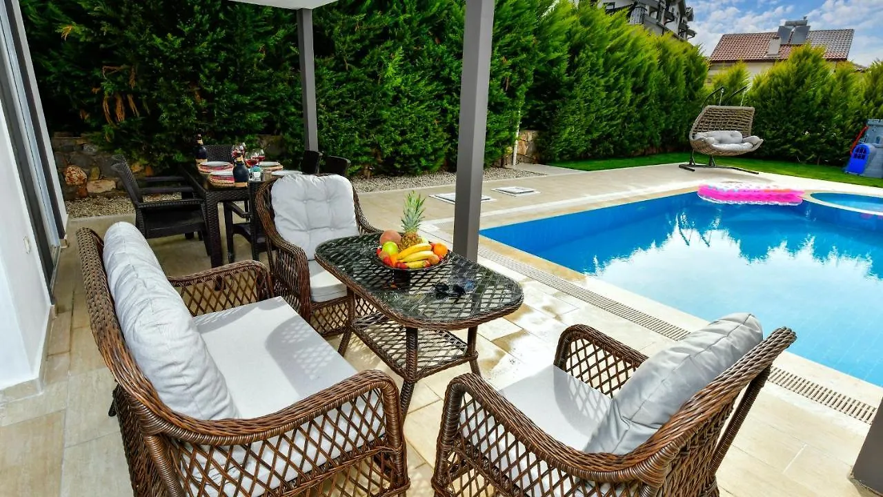 Blue - 4 Bedroom Holiday Villa In Hisaroenue Oludeniz 0*,